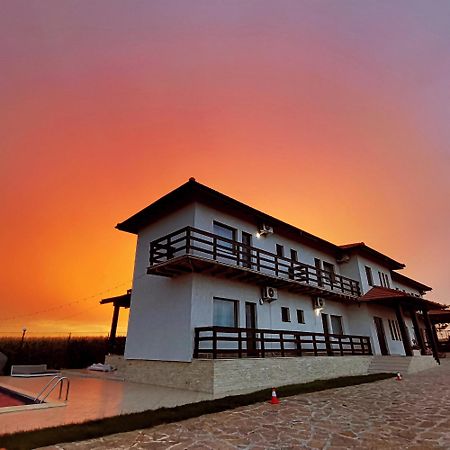 Resedinta Printeselor Hotel Vadu Exterior photo