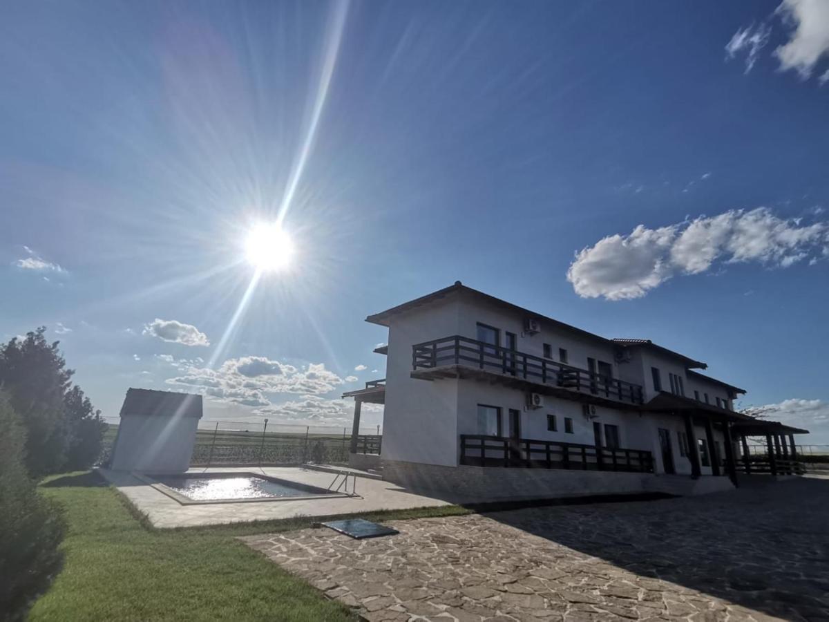 Resedinta Printeselor Hotel Vadu Exterior photo