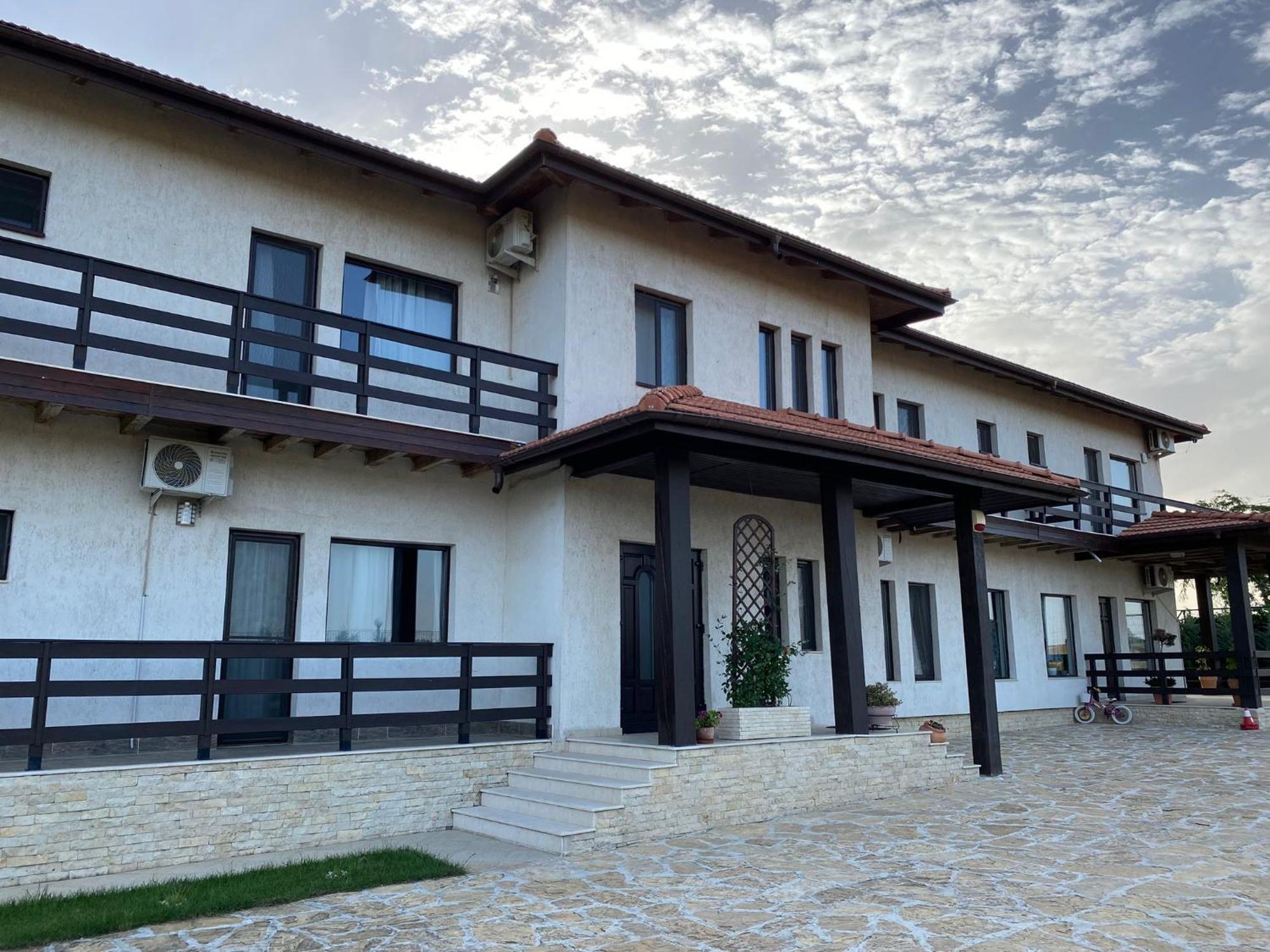 Resedinta Printeselor Hotel Vadu Exterior photo